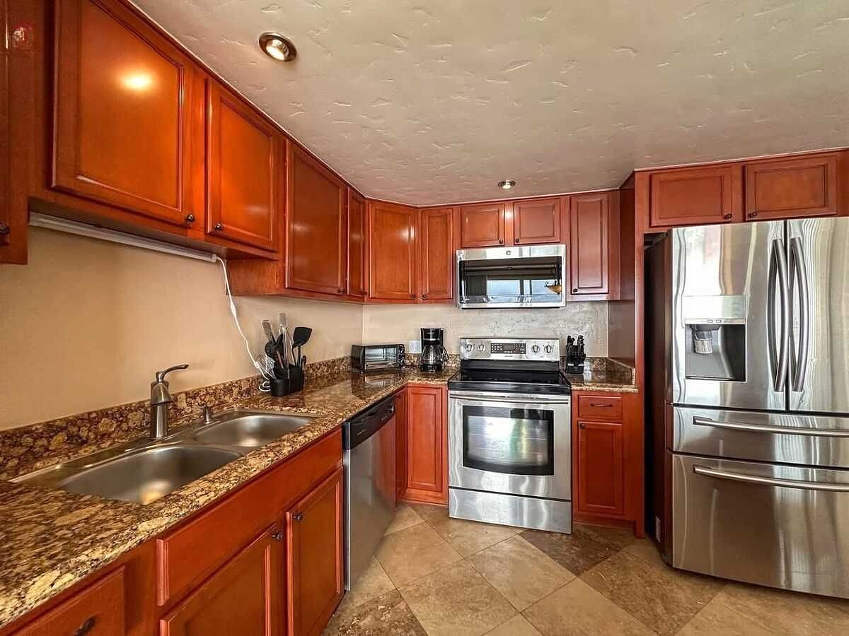 LA JOLLA DEL MAR CONDO FOR RENT