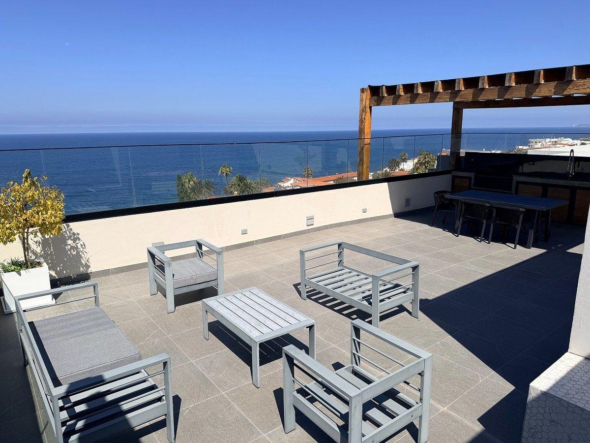 PLAZA DEL MAR MONTERREY TOWER APARMENT FOR RENT