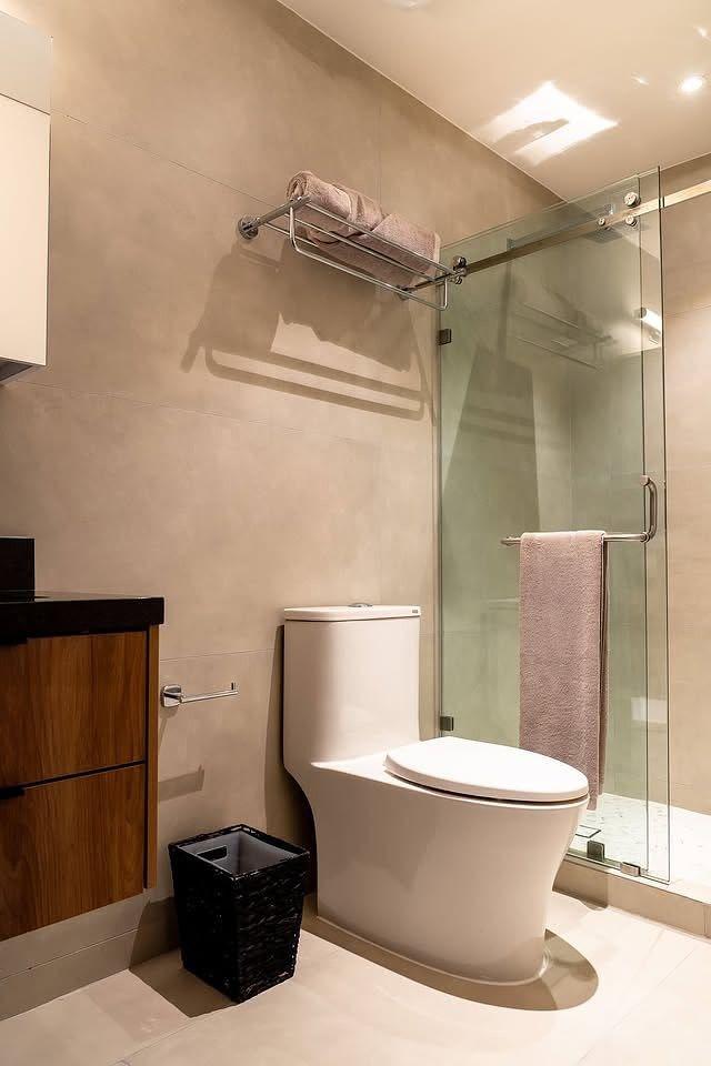 PLAZA DEL MAR MONTERREY TOWER APARMENT FOR RENT