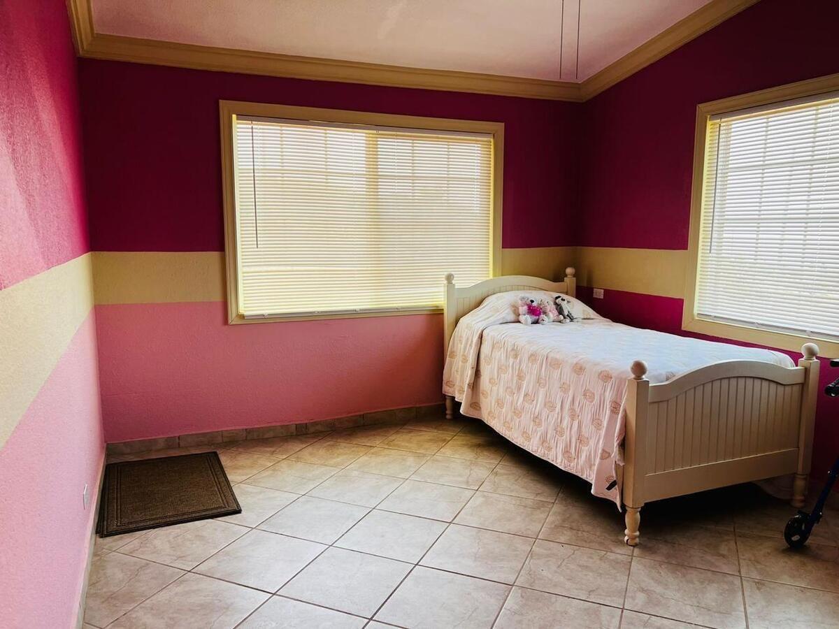 CAMPO REAL HOUSE FOR SALE