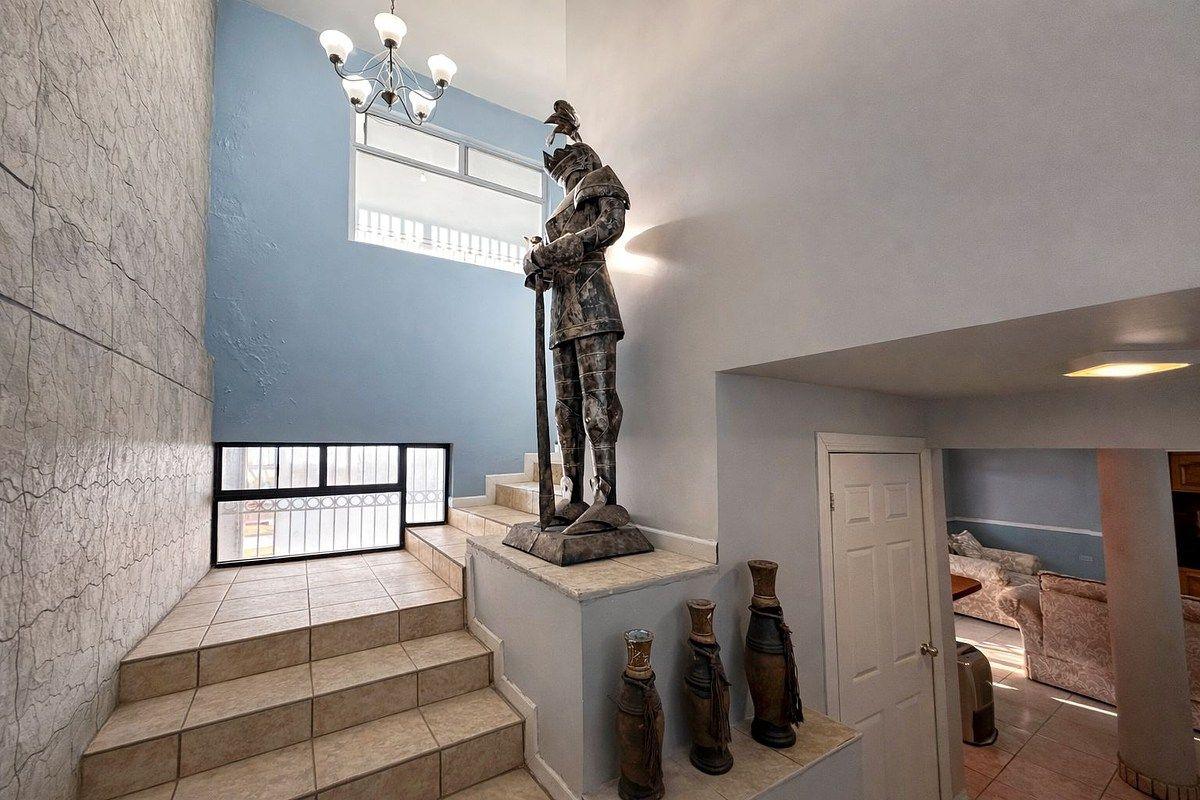 MAR DE PUERTO NUEVO I, HOUSE FOR SALE