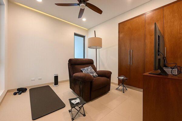 MISION VIEJO SUR UNIT 202