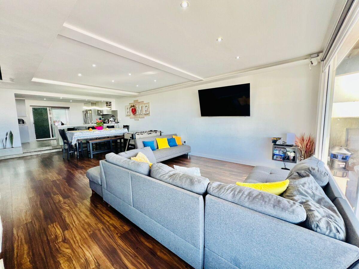 PUNTA AZUL RESIDENCIAL HOUSE FOR SALE