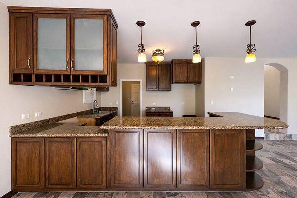 SAN MARINO RESIDENCIAL HOUSE FOR SALE
